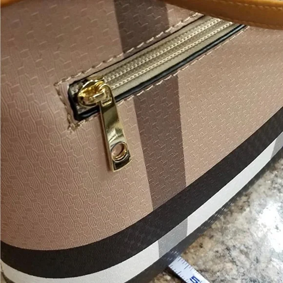 COPY - NWT Lightweight Medium Dome Crossbody Shoulder Bag with Tassel | Plaid P… - Picture 8 of 11